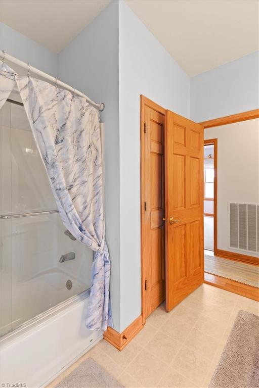 1168 J P Lynch Road