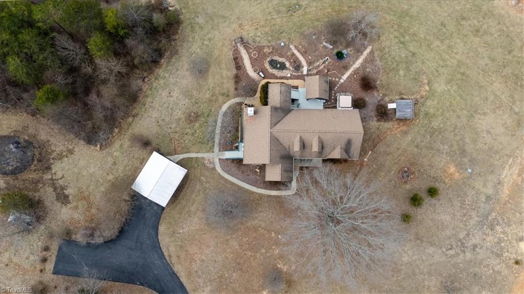 1168 J P Lynch Road