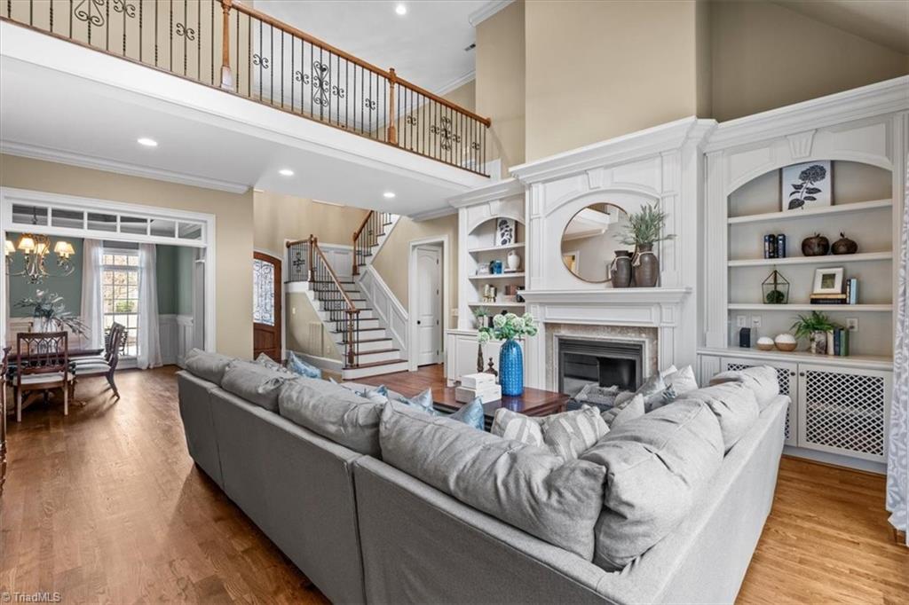 1209 Mosley Road