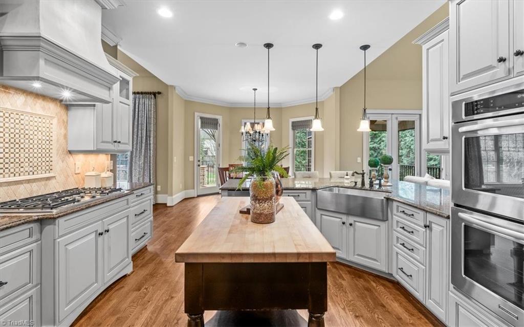 1209 Mosley Road