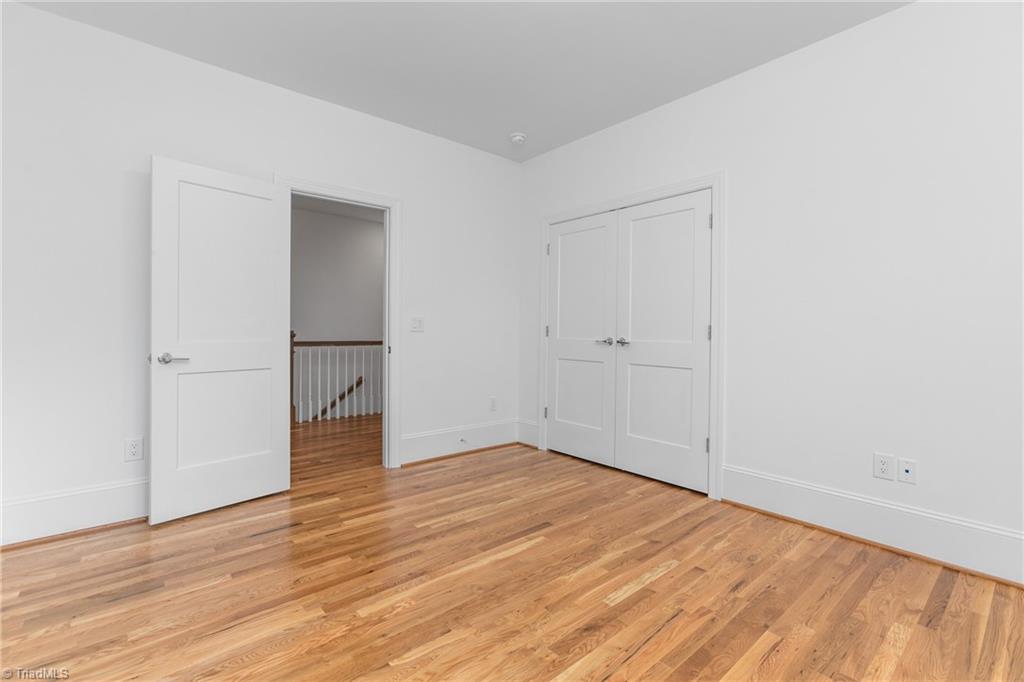 1606 N College Park Drive