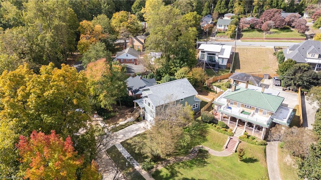 1606 N College Park Drive