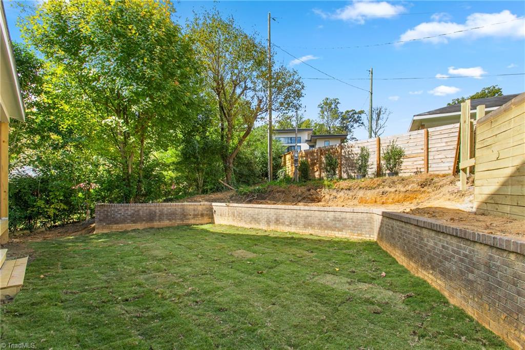 1606 N College Park Drive