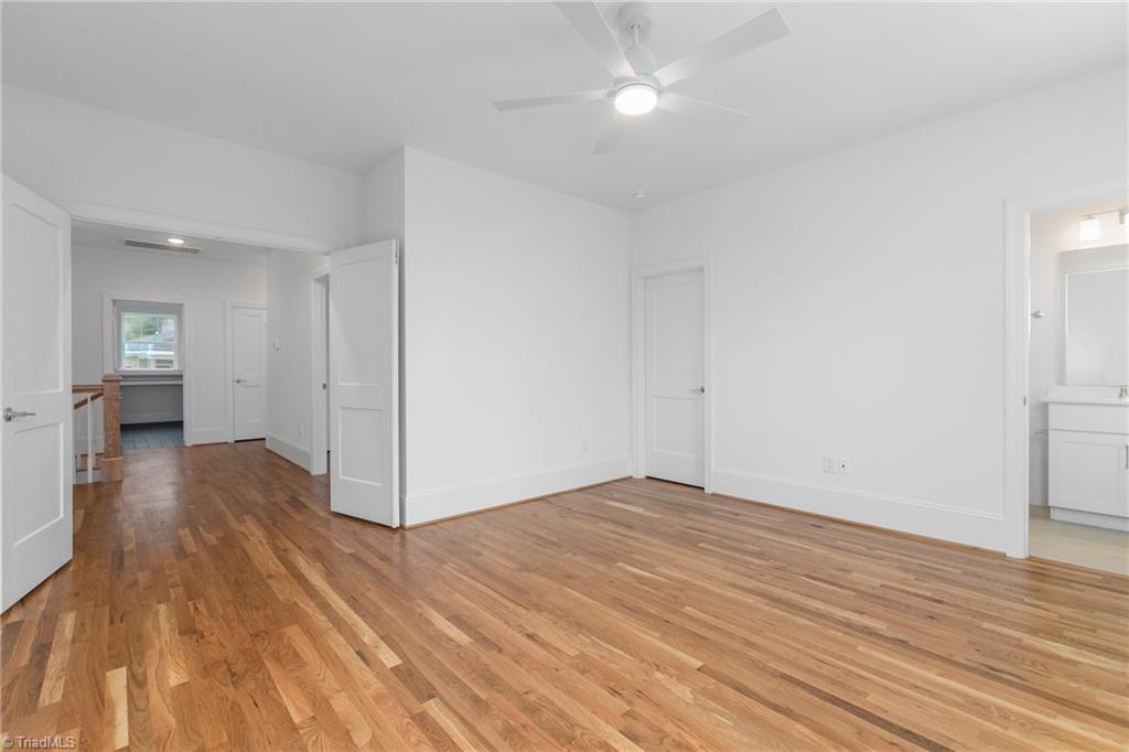 1606 N College Park Drive