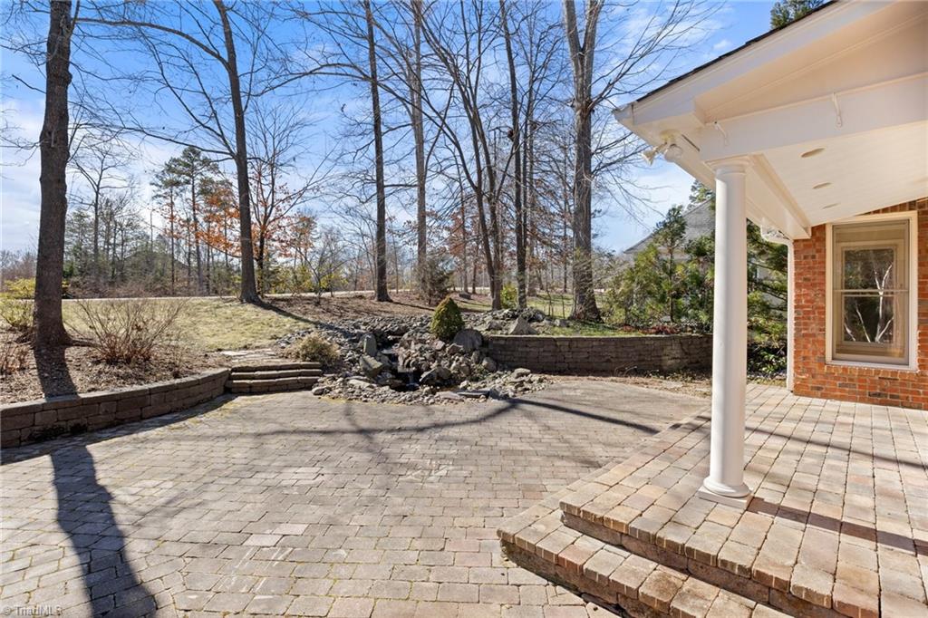 6410 Clubside Drive