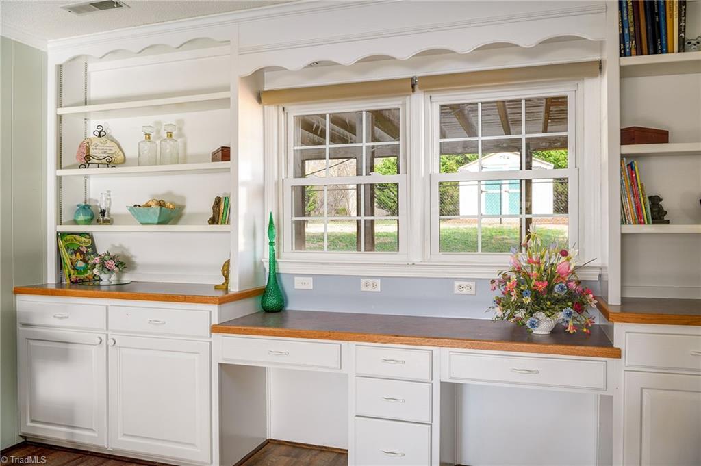 3071 Forest Line Drive