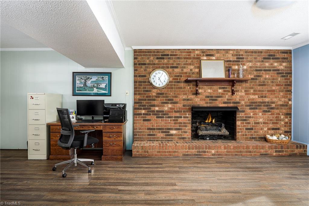 3071 Forest Line Drive