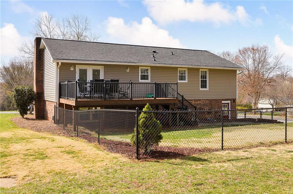 3071 Forest Line Drive