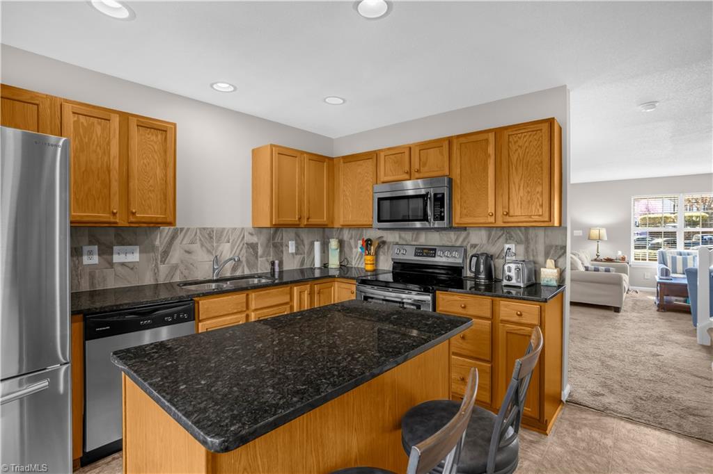 11 Meadow Crossing Court