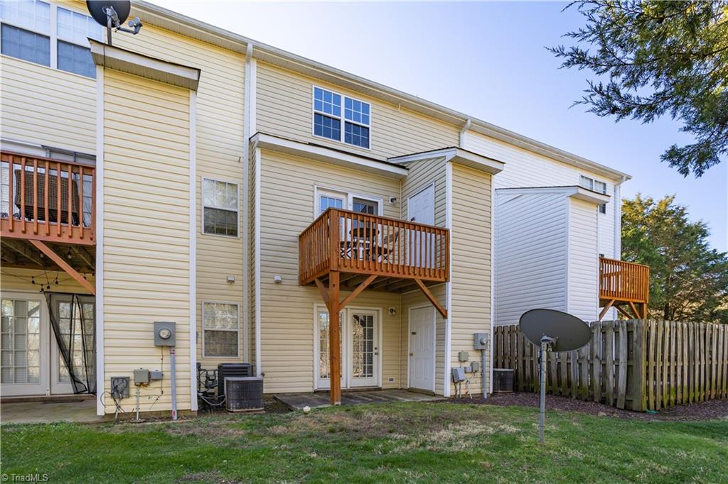 11 Meadow Crossing Court