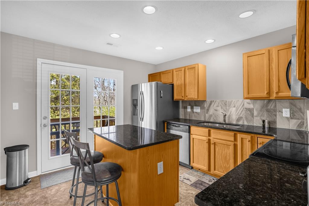 11 Meadow Crossing Court