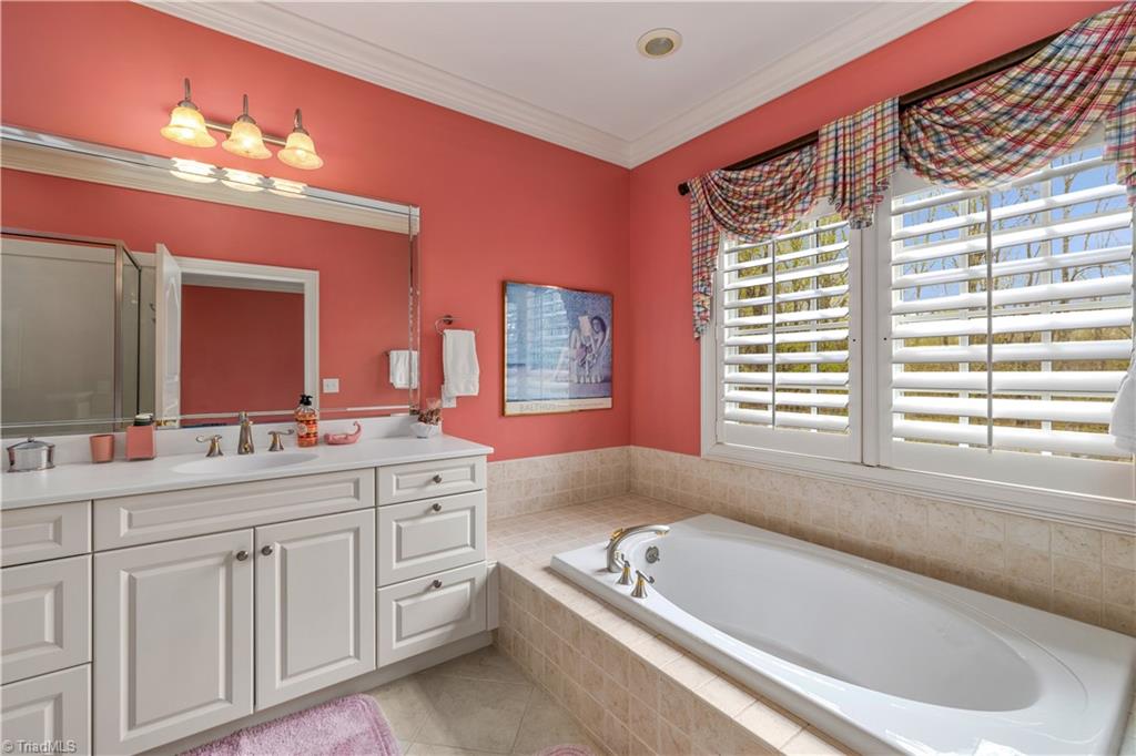 4620 Cherryhill Lane, Winston-Salem