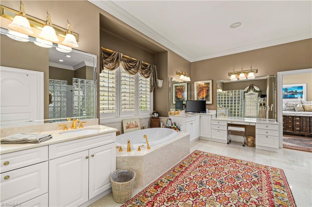 4620 Cherryhill Lane, Winston-Salem