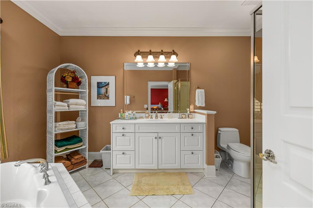 4620 Cherryhill Lane, Winston-Salem