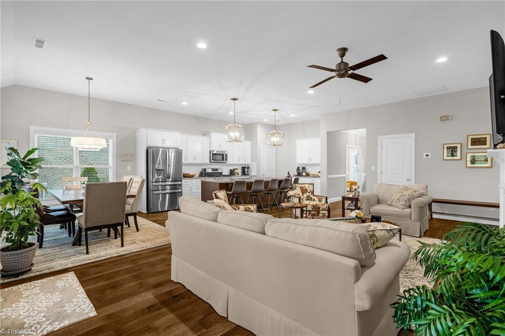 516 Petree Knoll Court, Winston-Salem