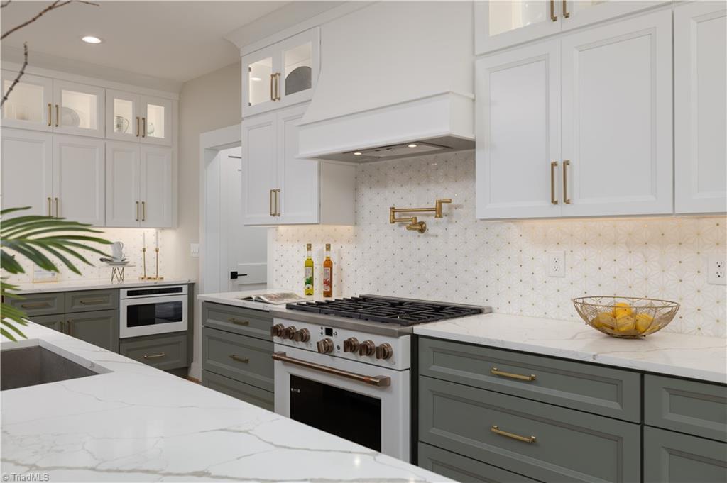 322 N Avalon Road, Winston-Salem