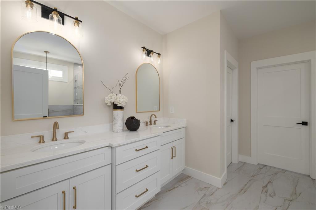 322 N Avalon Road, Winston-Salem