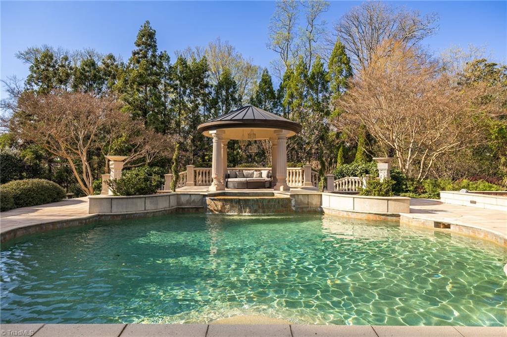 2725 Windsor Road, Winston-Salem