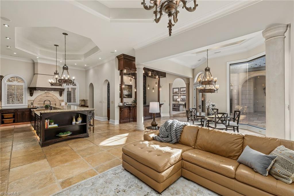 2725 Windsor Road, Winston-Salem