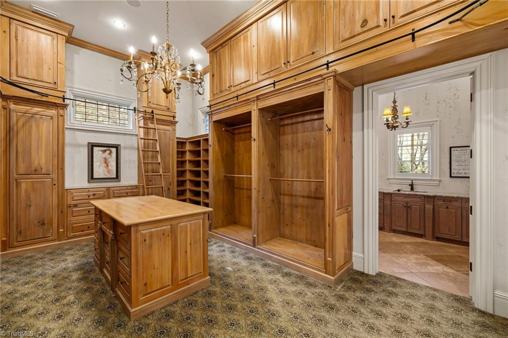 2725 Windsor Road, Winston-Salem