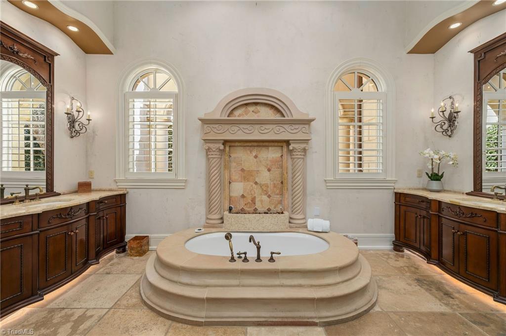 2725 Windsor Road, Winston-Salem