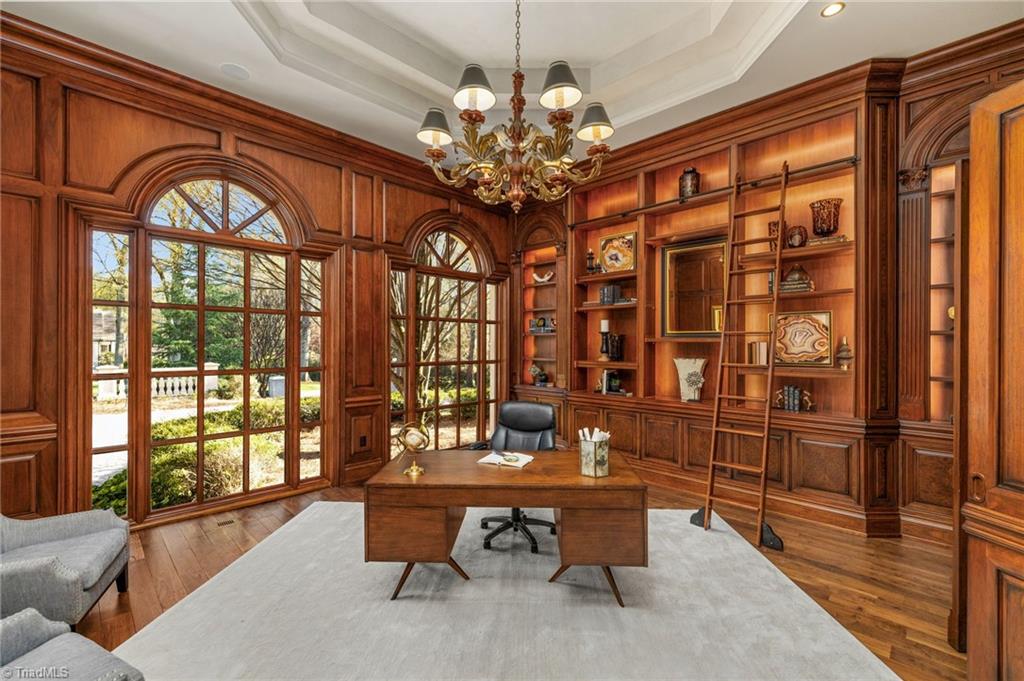 2725 Windsor Road, Winston-Salem