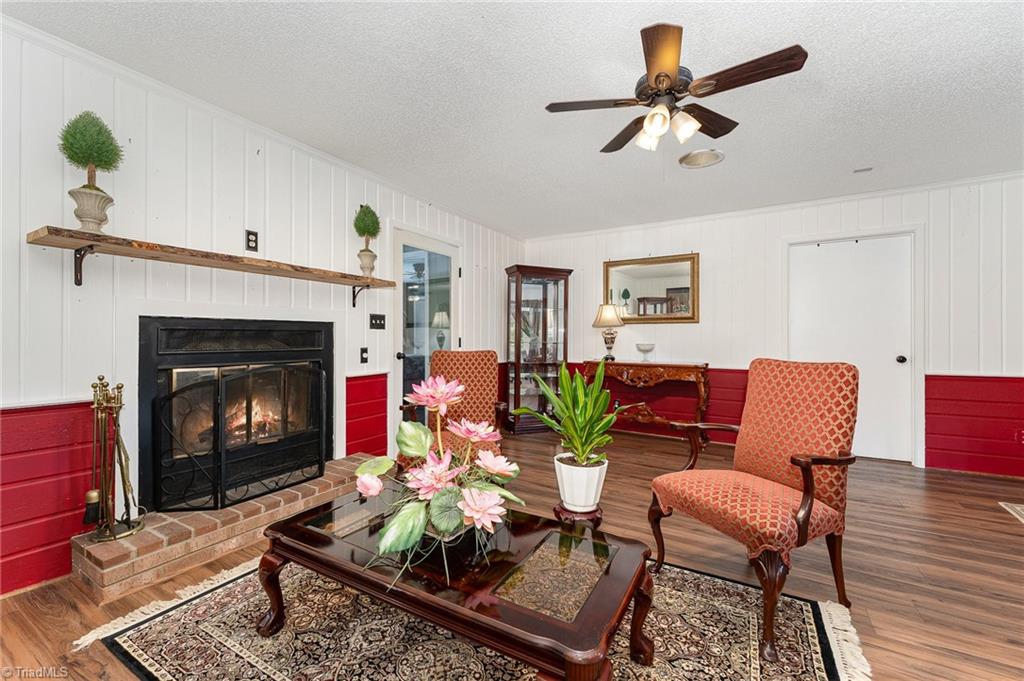 12 Twin Brook Drive