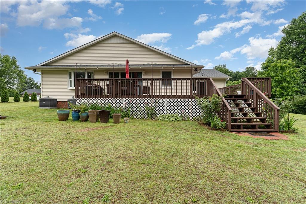 12 Twin Brook Drive