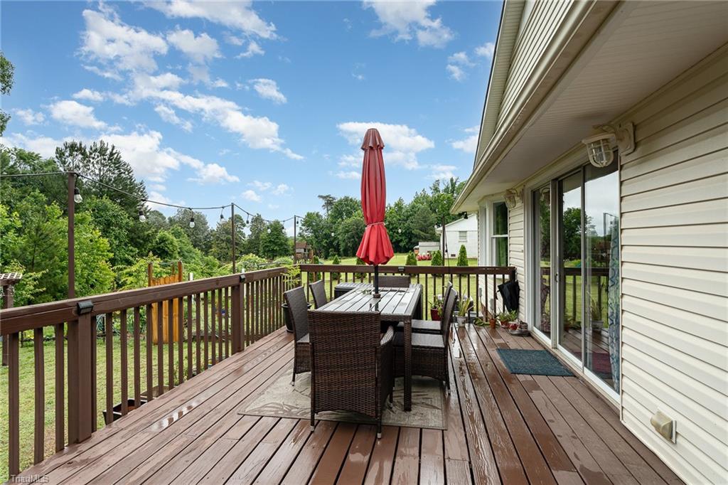 12 Twin Brook Drive