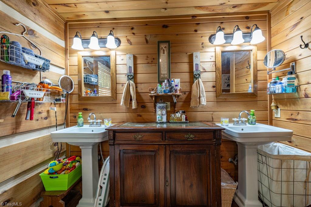 612 Joe Shoemaker Road