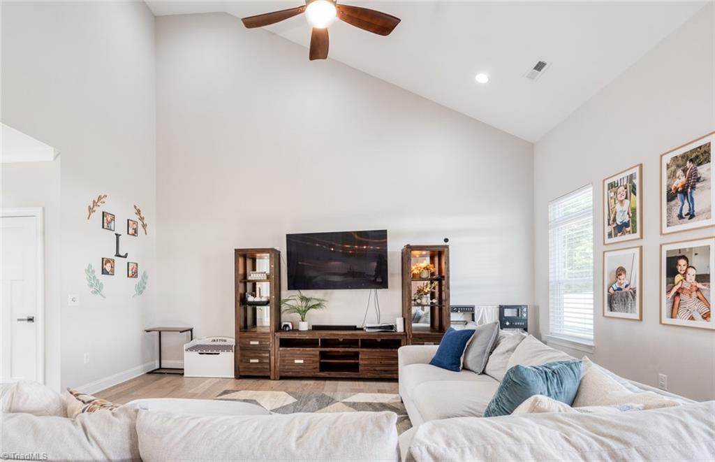 7507 Bentridge Forest Drive