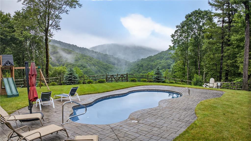 904 Bryan Hollow Road