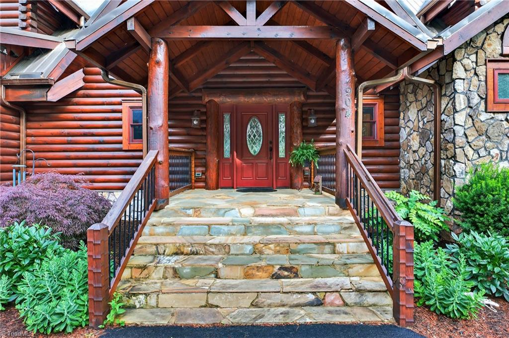 904 Bryan Hollow Road