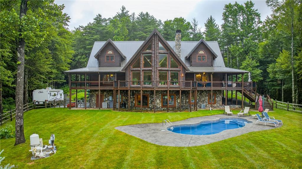 904 Bryan Hollow Road