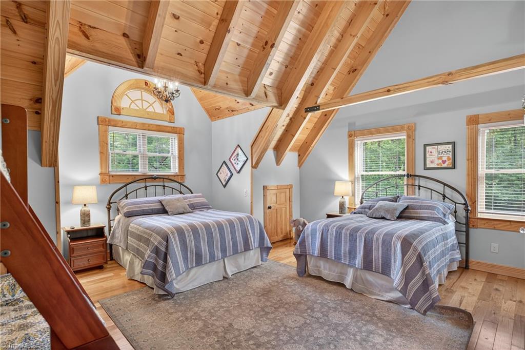 904 Bryan Hollow Road