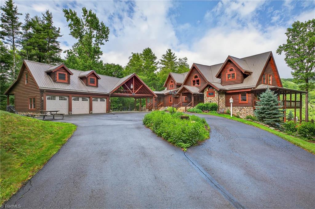 904 Bryan Hollow Road