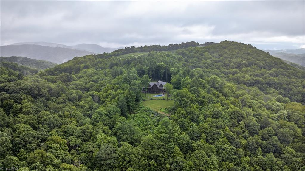 904 Bryan Hollow Road