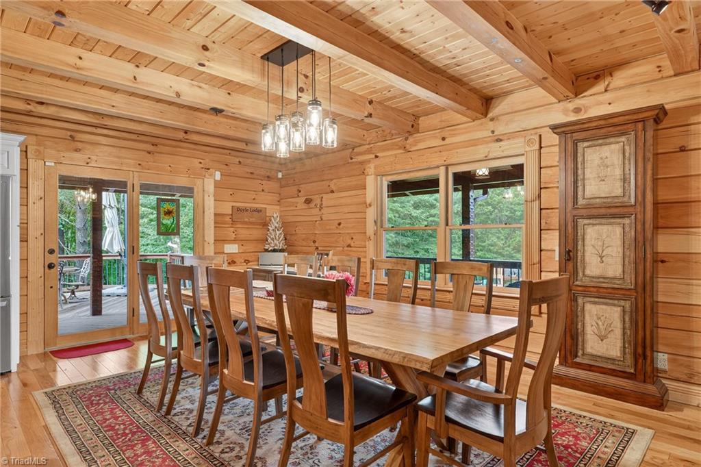 904 Bryan Hollow Road