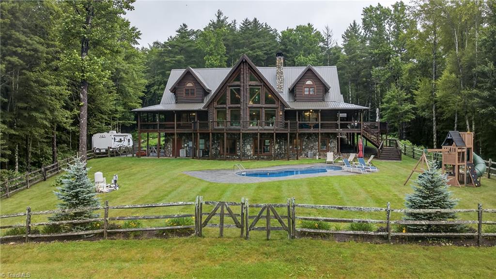 904 Bryan Hollow Road