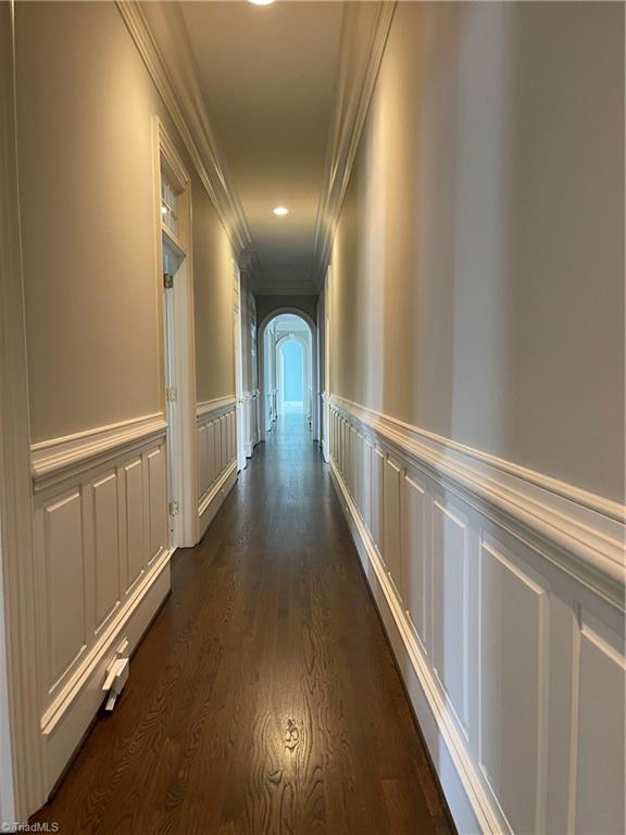 1 Clubview Court