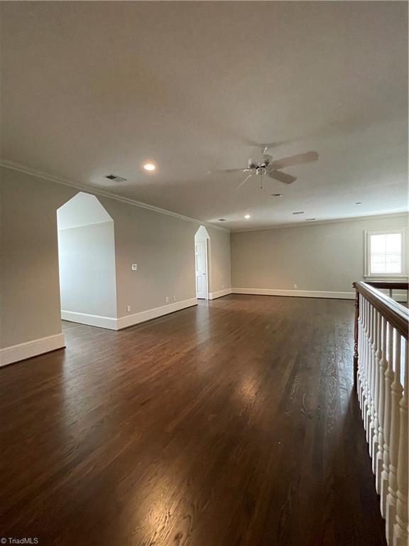 1 Clubview Court