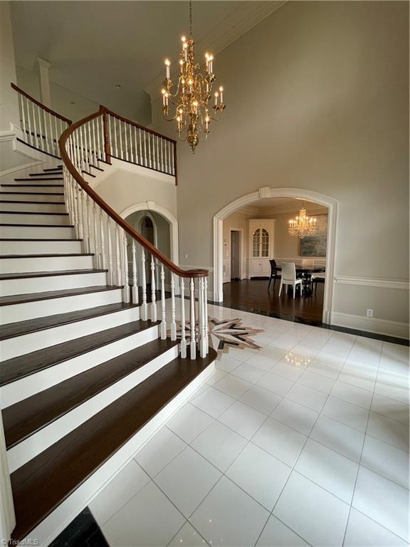 1 Clubview Court