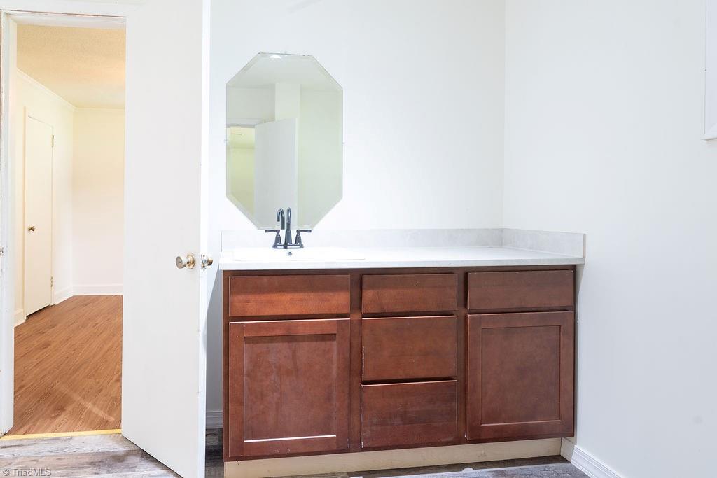 168 Oak Summit Road, Winston-Salem