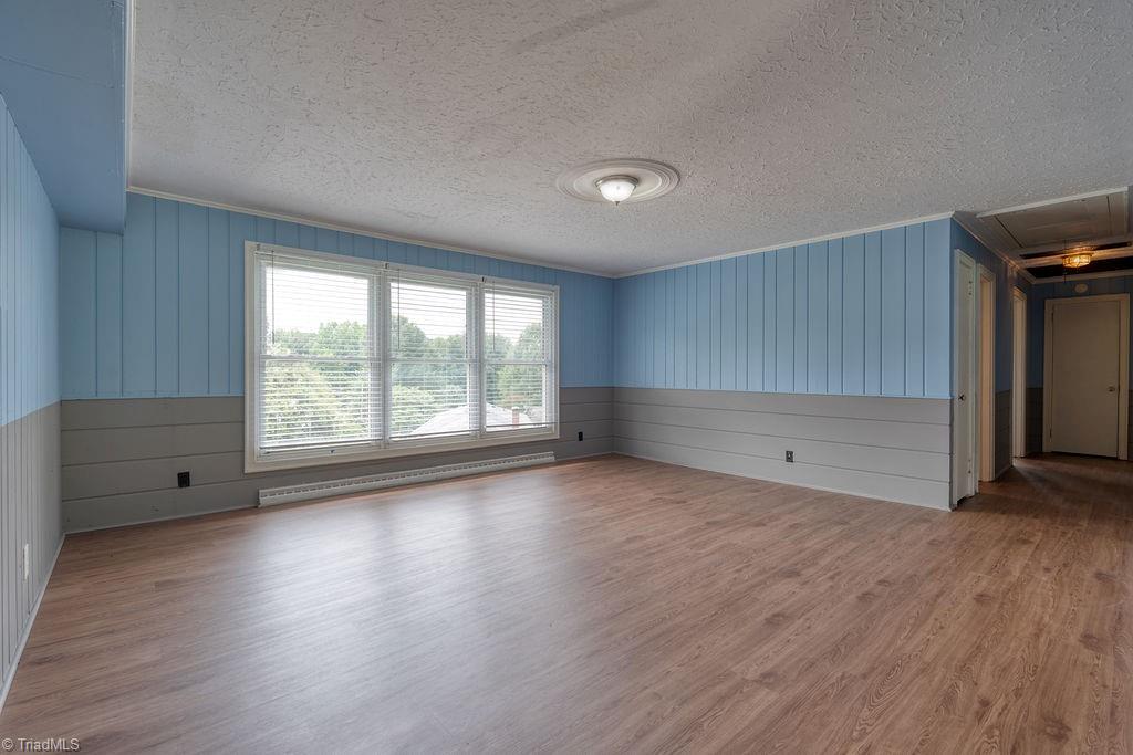 168 Oak Summit Road, Winston-Salem