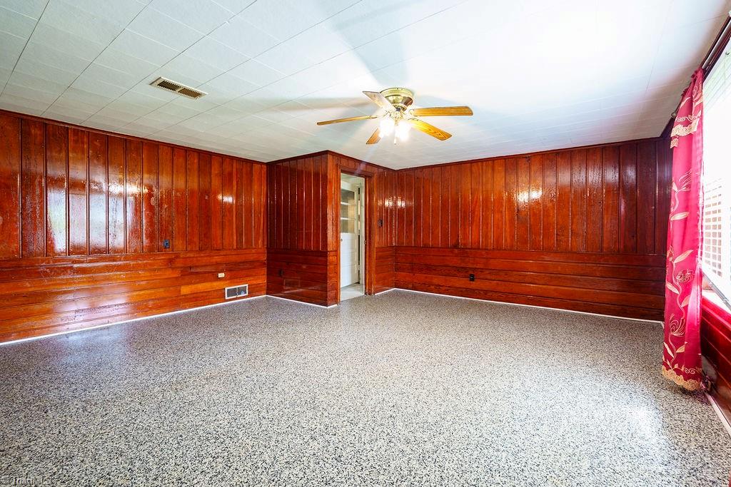 168 Oak Summit Road, Winston-Salem
