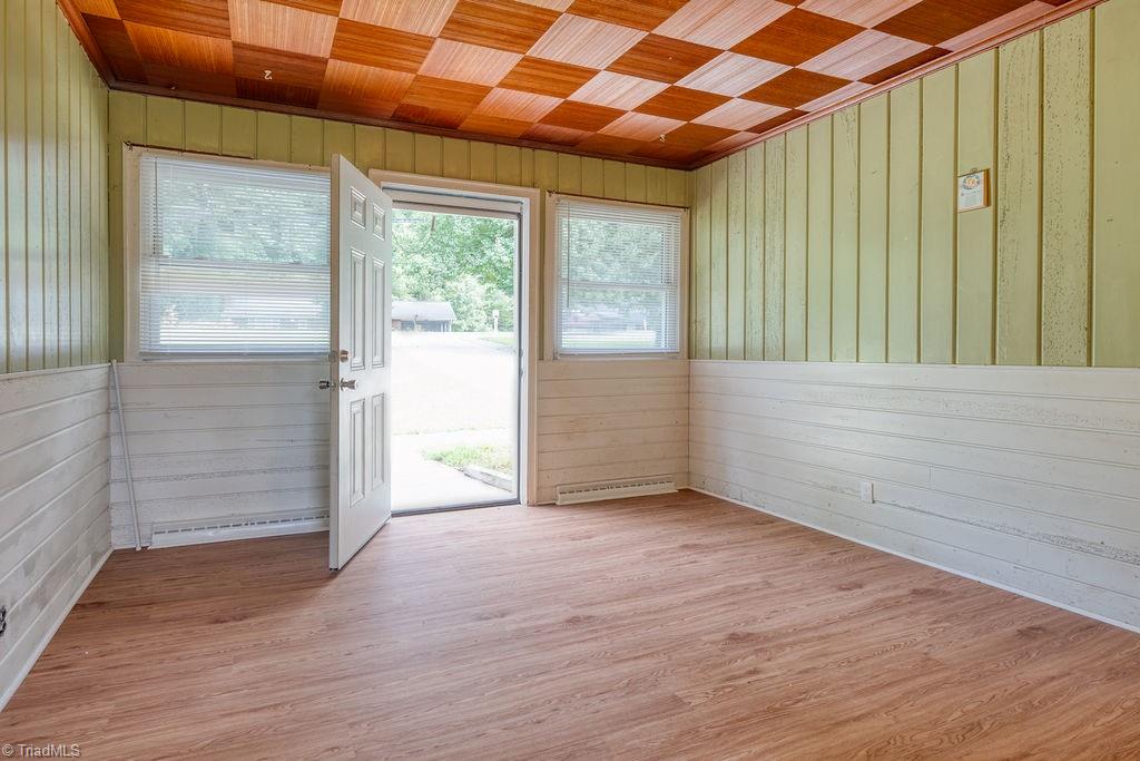 168 Oak Summit Road, Winston-Salem