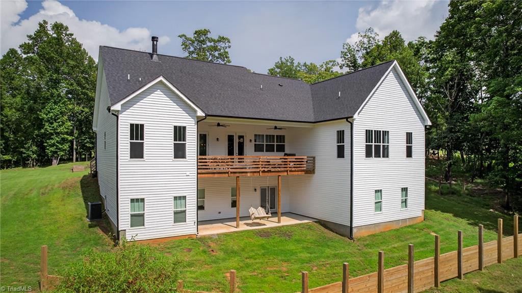 1095 Big Oak Road