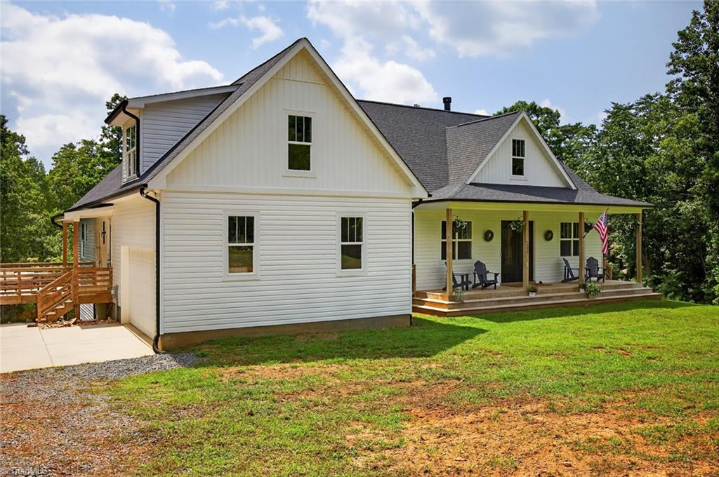 1095 Big Oak Road