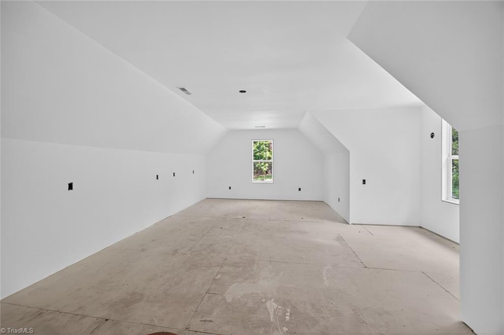 1095 Big Oak Road