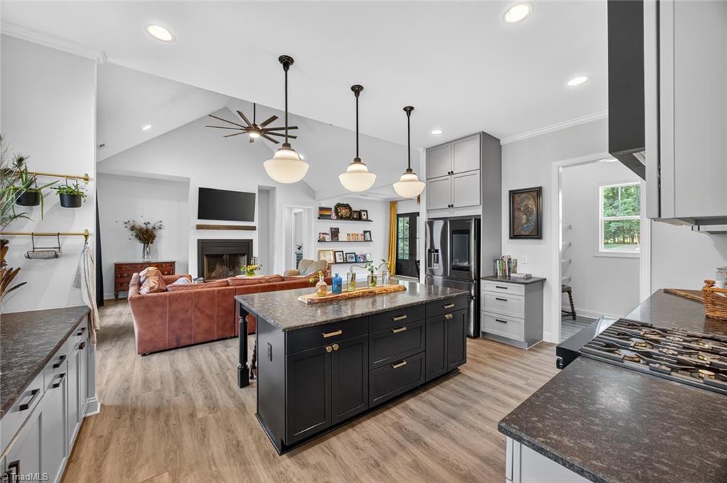 1095 Big Oak Road